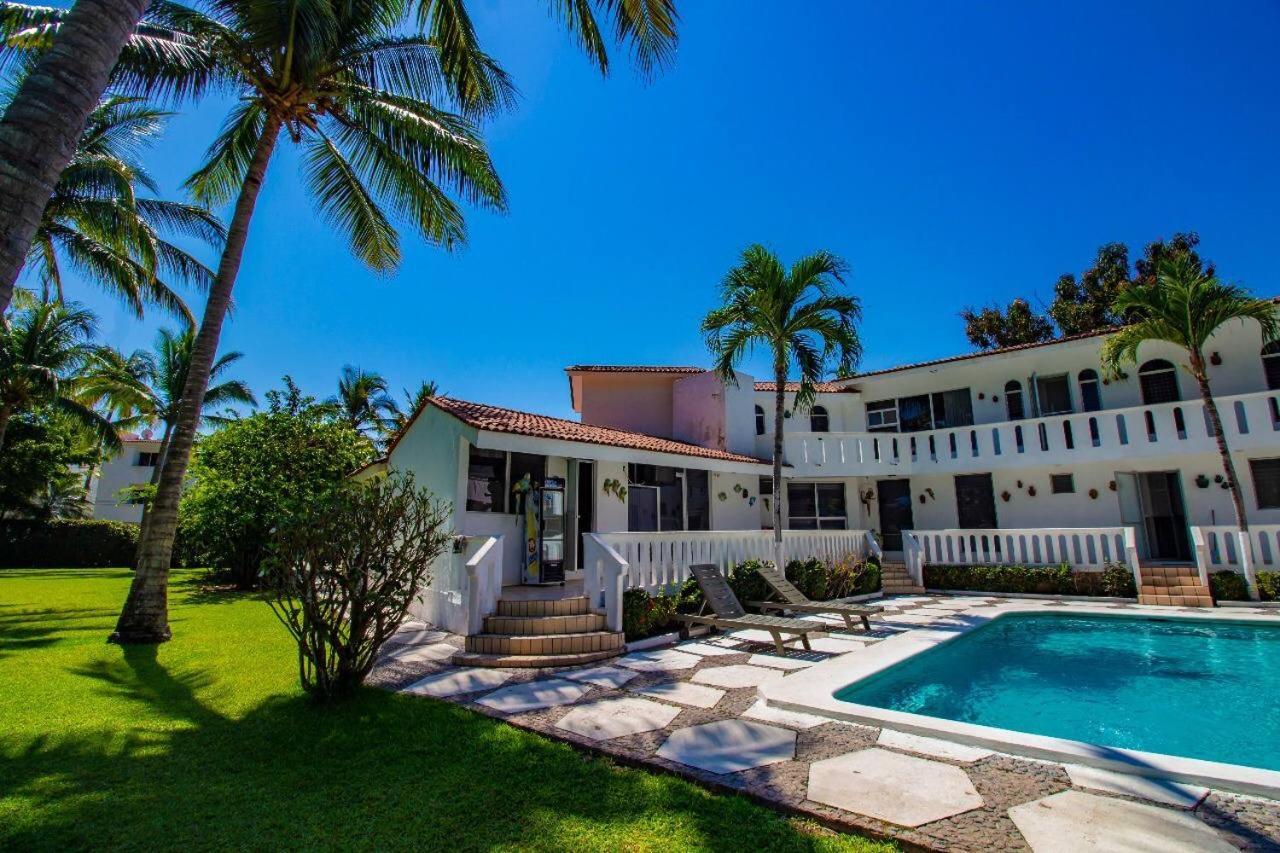 Villas Paraiso Manzanillo,Club Santiago Casa Playa Exterior photo